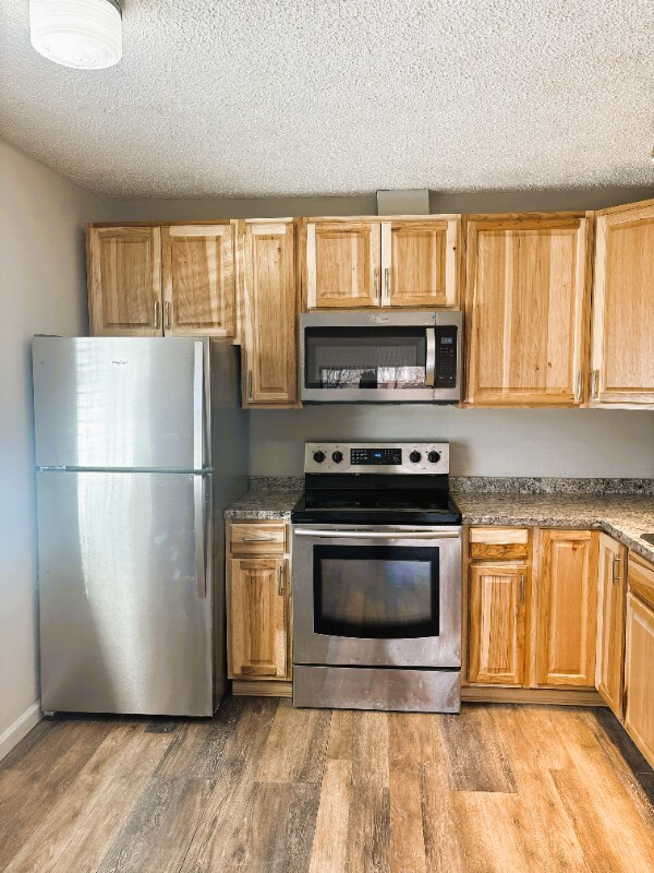 Building Photo - 3300 Madison Ave