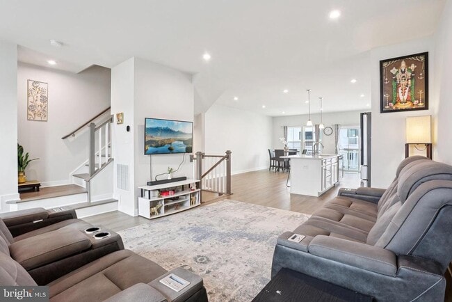 Building Photo - 47 Rosemary Wy