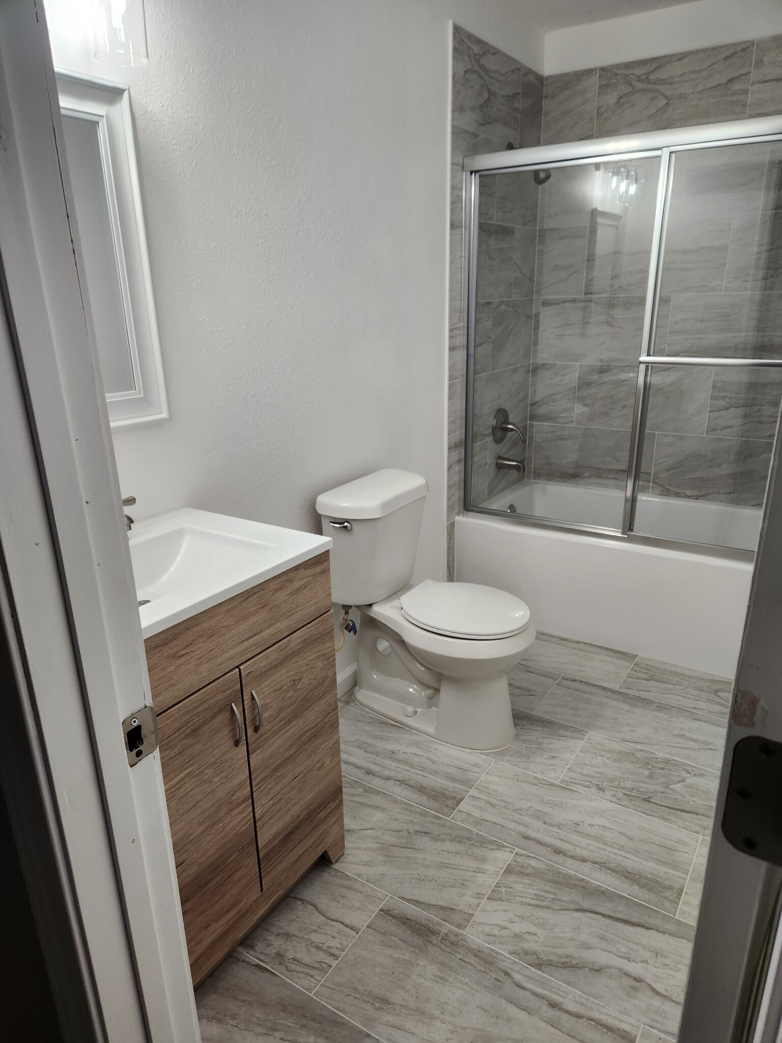 Building Photo - 7433 Dillon Ln