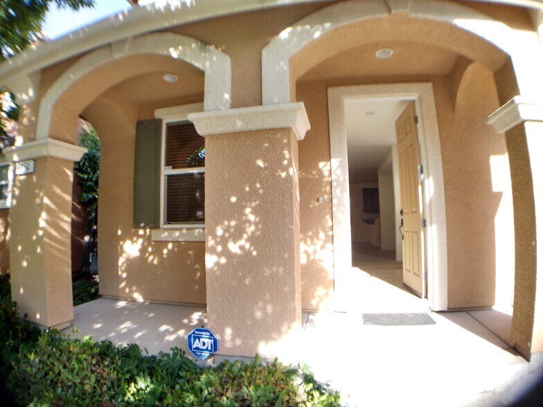Building Photo - 5254 Moonlit Bay Way