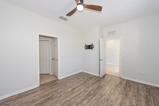 Building Photo - 21379 Bella Terra Blvd