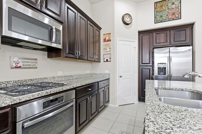 Building Photo - 17014 Wellinghoff Ct