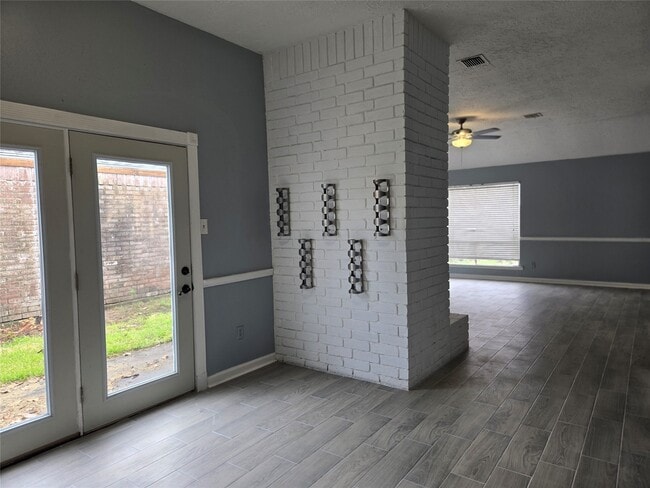 Building Photo - 3634 Kingsman Dr