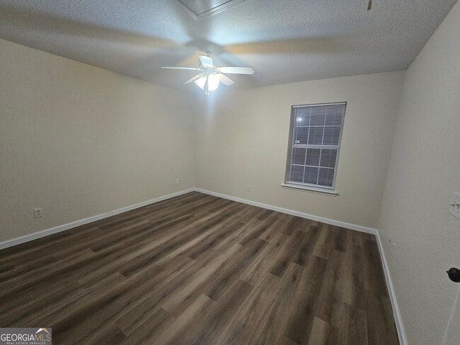 Building Photo - 401 S Ashley St