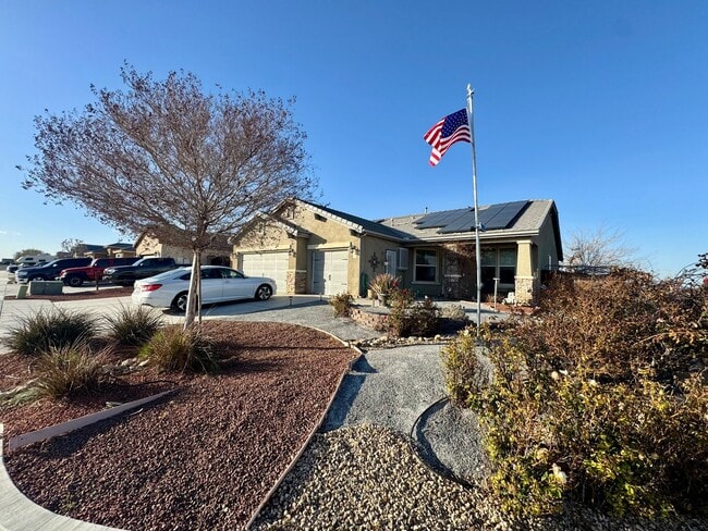 Building Photo - Beautiful Corner Lot