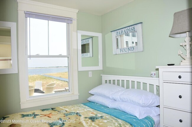 Building Photo - 58 5th St