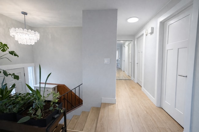 Building Photo - 2028 N Havichur Loop