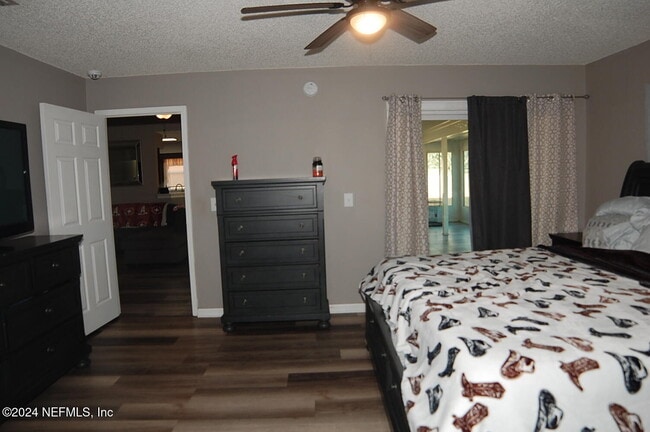 Building Photo - 3256 Fox Squirrel Dr