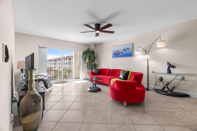 Building Photo - 950 Ponce De Leon Rd