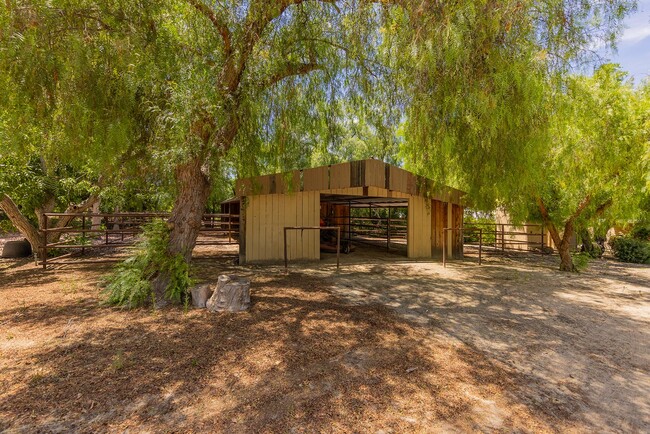 Building Photo - Ojai Horse Ranch