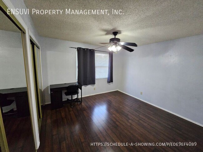 Building Photo - 14452 Reuter Strasse Cir