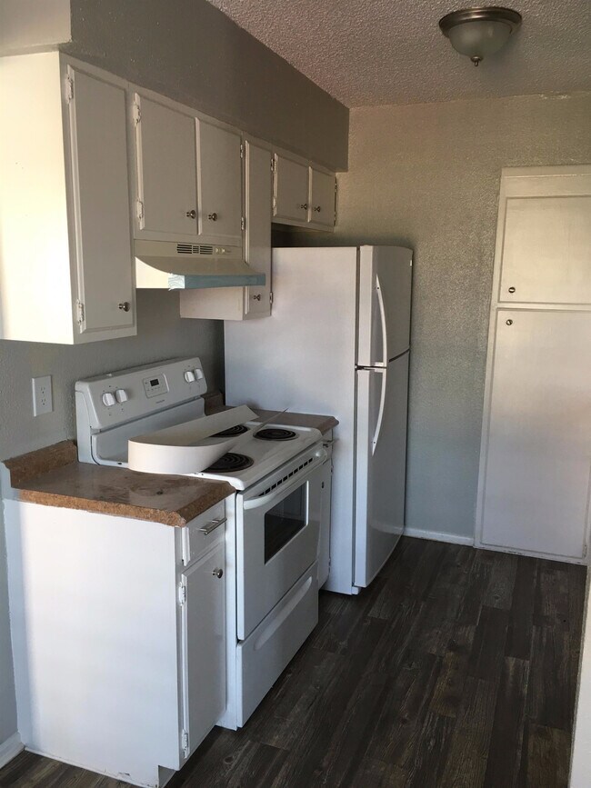 Primary Photo - 6929 Timbercreek Dr