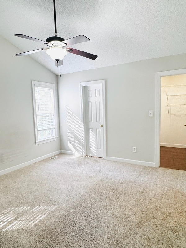 Building Photo - 821 Wallridge Dr