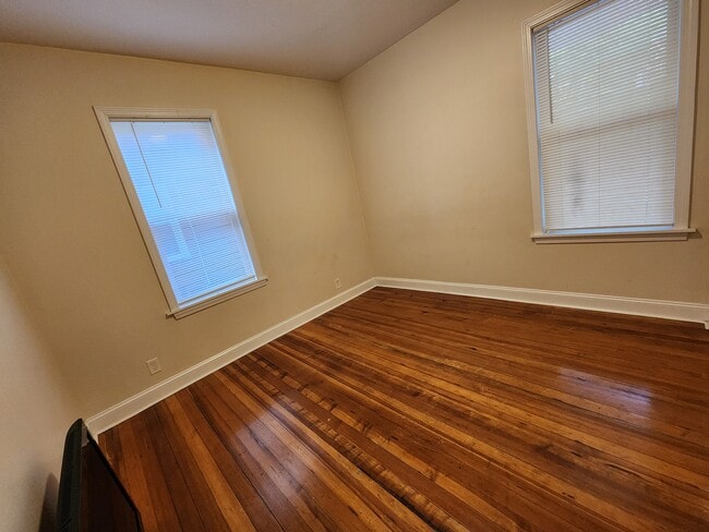 Building Photo - 117 Florida St