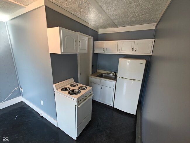 Building Photo - 116.5 Montgomery St