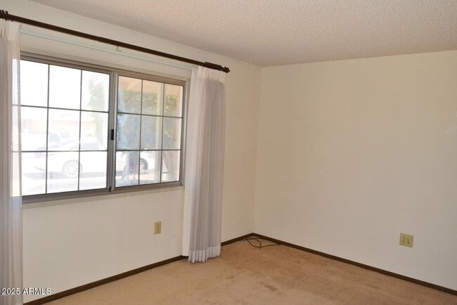 Building Photo - 9814 W Azalea Ct