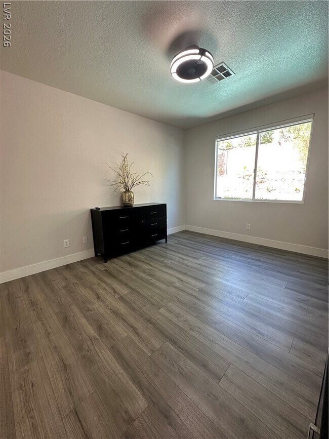 Building Photo - 11106 Evvie Ln