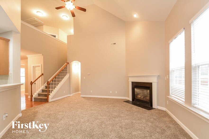 Building Photo - 2123 Gillwell Ln