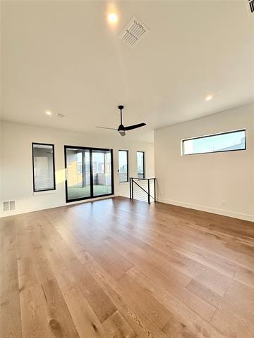 Building Photo - 4260 Rosewood Ave