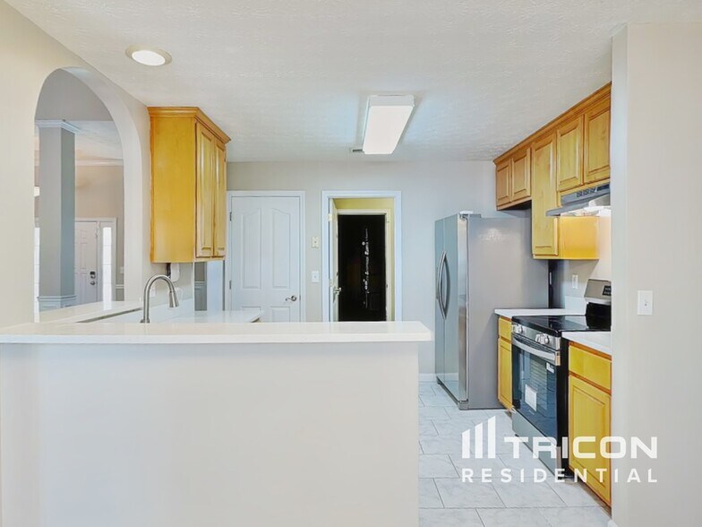 Building Photo - 222 Yardsley Dr