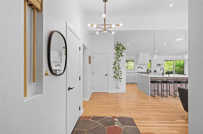 Building Photo - 1140 Folkstone Dr