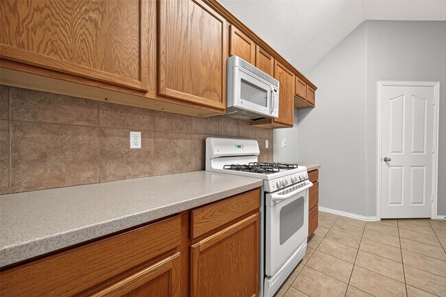 Building Photo - 11915 Lois Ln Dr