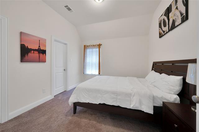 Building Photo - 7117 Prairieside Trl