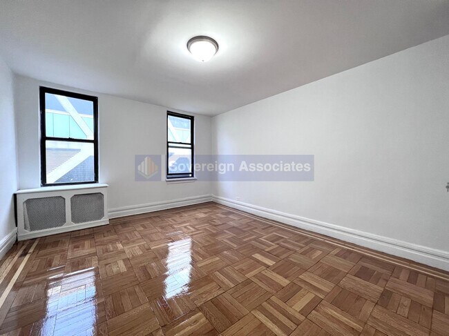 Building Photo - 400 Fort Washington Avenue