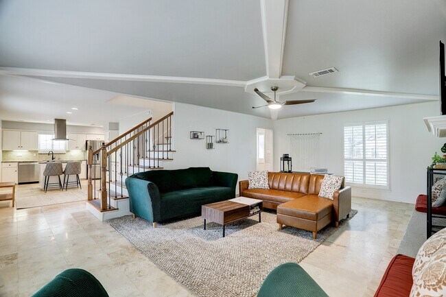 Building Photo - 12523 Briar Forest Dr