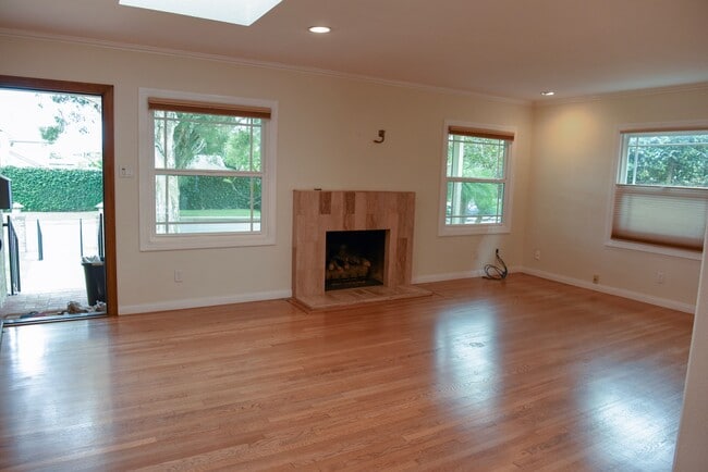 Building Photo - 1036 13th Street