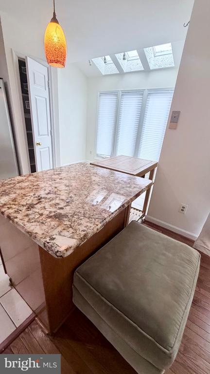 Building Photo - 6033 Joust Ln