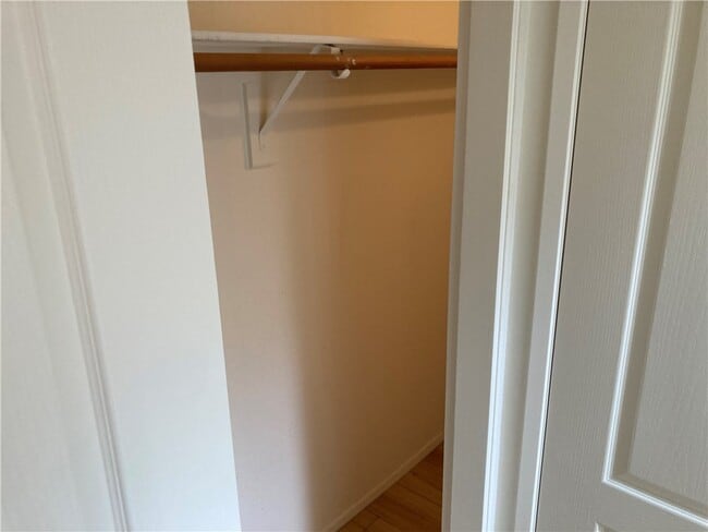 Building Photo - 2300 Maple Ave