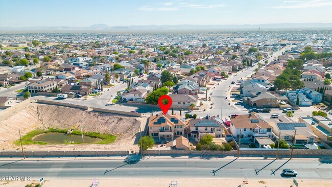 Building Photo - 695 Paseo del Mar Dr