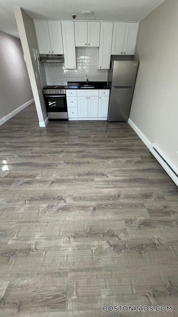 Building Photo - 799 Farm Rd