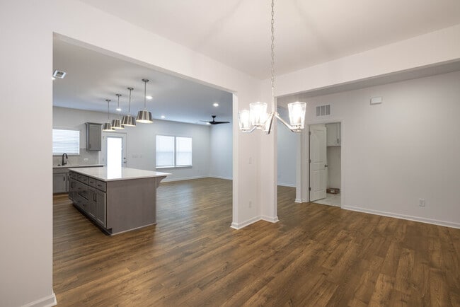 Building Photo - BRAND NEW 3 Bedroom Home - Stonebridge Fairways - Available NOW