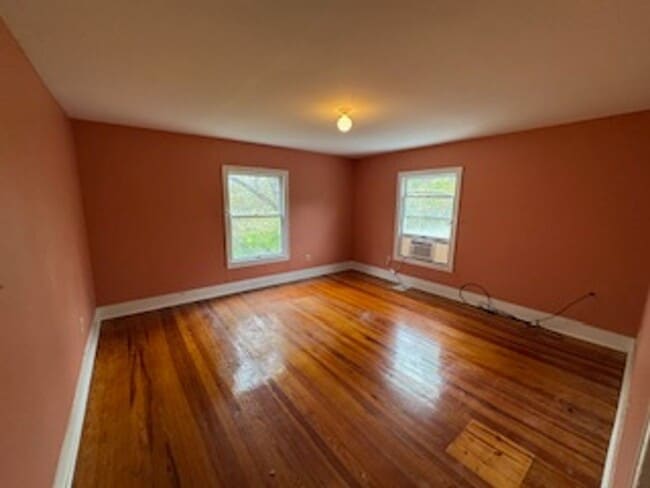 Building Photo - Single Family Home Close to Downtown Lexin...