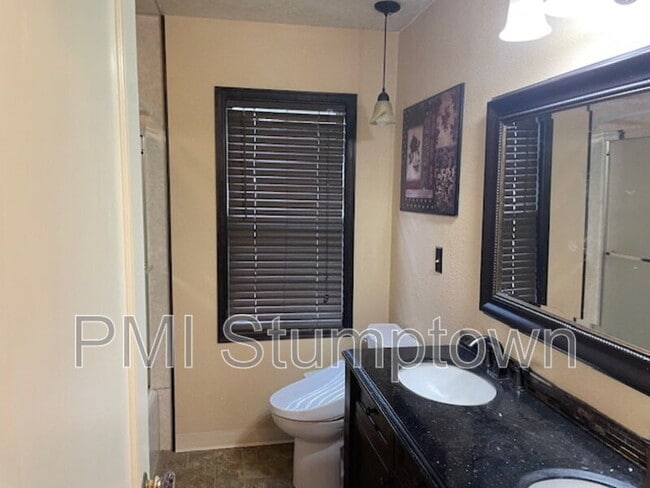 Building Photo - 575 E Berkeley St