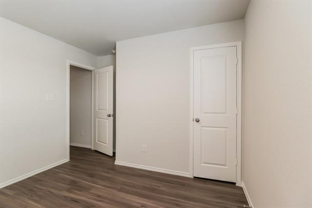 Building Photo - 514 Thompson Pl