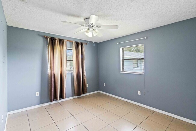 Building Photo - "Charming 2-Bedroom Duplex in Port Charlot...