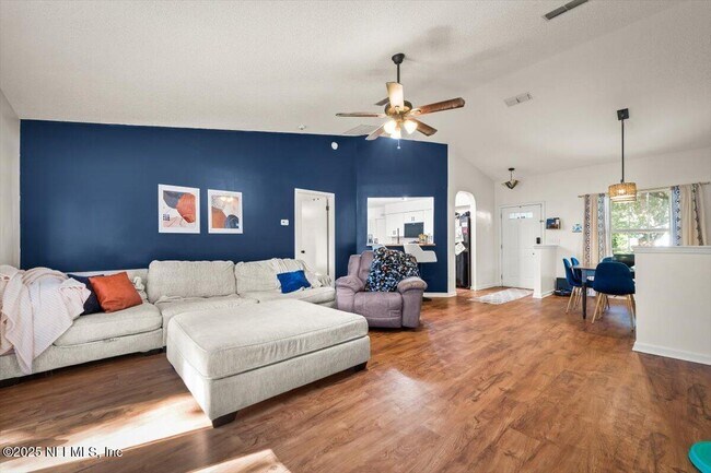 Building Photo - 3314 Guernsey Ct