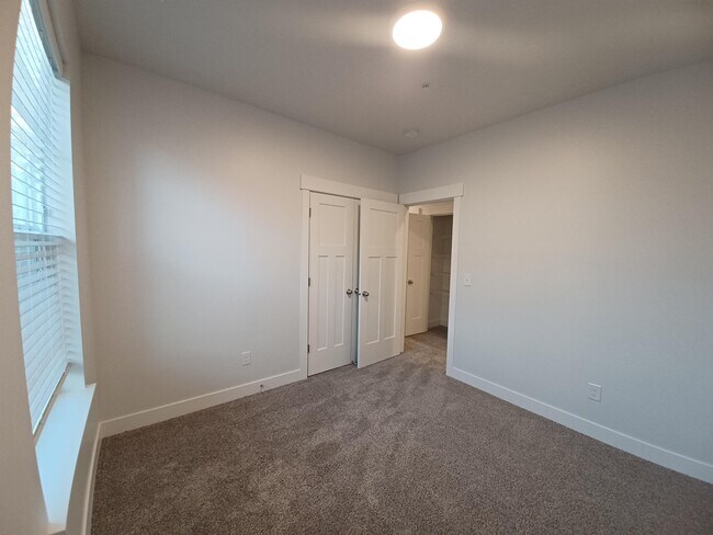 Building Photo - 3761 W 1480 N