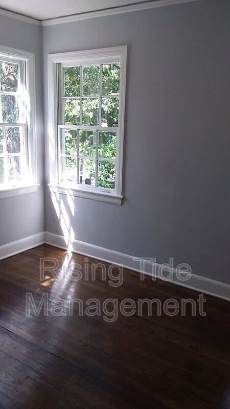 Building Photo - 4404 Avenue M