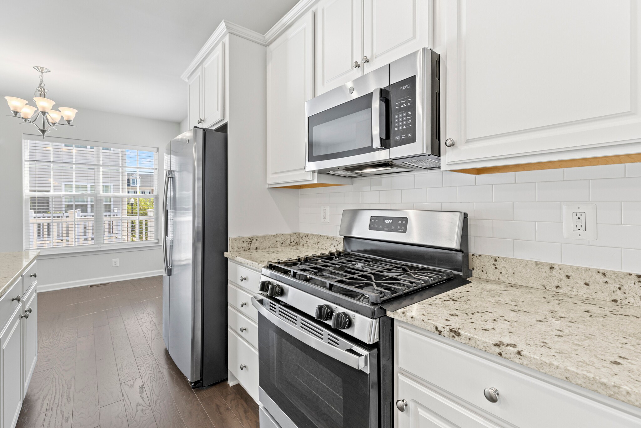Kitchen - 7125 Rowlock Aly
