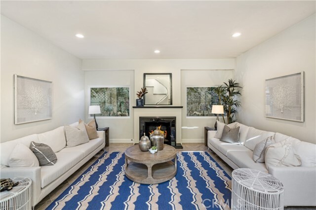 Building Photo - 120 Via Trieste