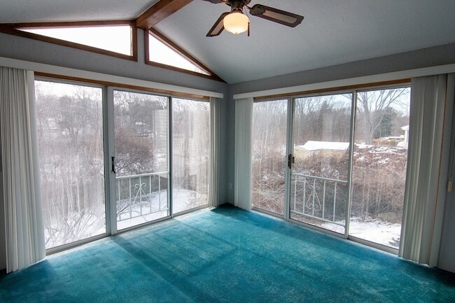 Building Photo - 87 Auburn St