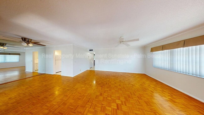 Building Photo - 4201 S Ocean Blvd