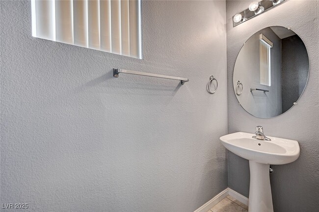 Building Photo - 229 Serenity Crest St