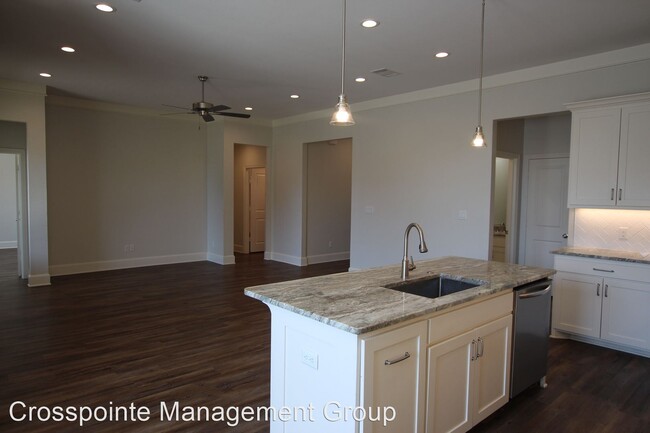 Building Photo - 4 br, 2.5 bath House - 1243 Nate Circle