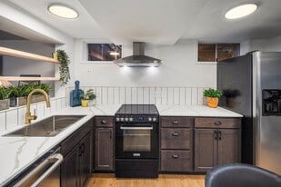 Building Photo - 9301 Linden Ave N