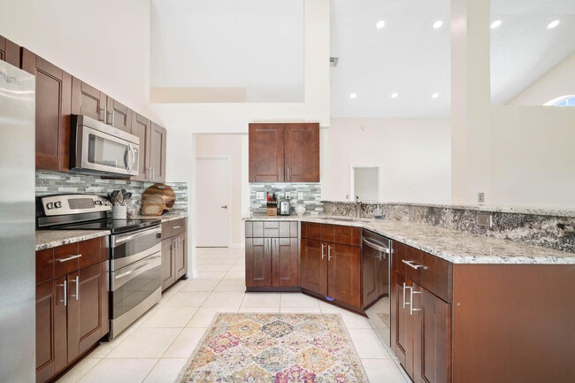 Building Photo - 7384 Ashley Shores Cir
